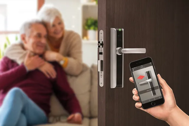 bricard-cisa-esigno-elektronisches-hotel-t-rschloss-nfc-bluetooth image 1